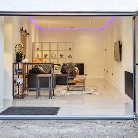 The Studio, Luxury Modern Apartment In The South Hams, Stunning Walks On The Doorstep, A 20 Minute Drive To The Beautiful Sandy Beaches, Quiet Courtyard Setting, Shops, Bars And Restaurants A Short Walk Away! Ivybridge Esterno foto