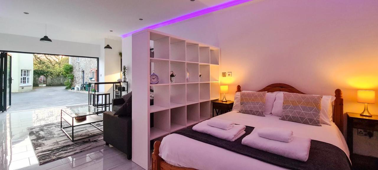 The Studio, Luxury Modern Apartment In The South Hams, Stunning Walks On The Doorstep, A 20 Minute Drive To The Beautiful Sandy Beaches, Quiet Courtyard Setting, Shops, Bars And Restaurants A Short Walk Away! Ivybridge Esterno foto