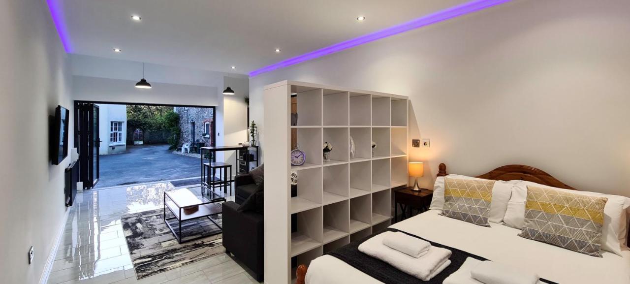 The Studio, Luxury Modern Apartment In The South Hams, Stunning Walks On The Doorstep, A 20 Minute Drive To The Beautiful Sandy Beaches, Quiet Courtyard Setting, Shops, Bars And Restaurants A Short Walk Away! Ivybridge Esterno foto